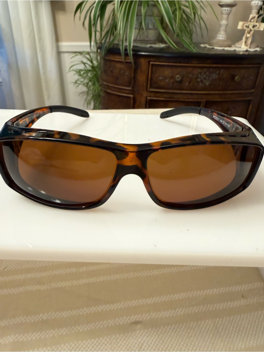 Source Unknown Women's Tortoiseshell Brown Lens Sunglasses